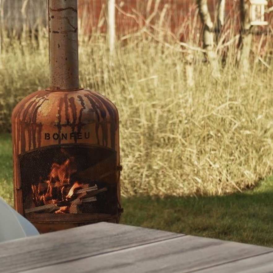 BonBono, Outdoor Fireplace