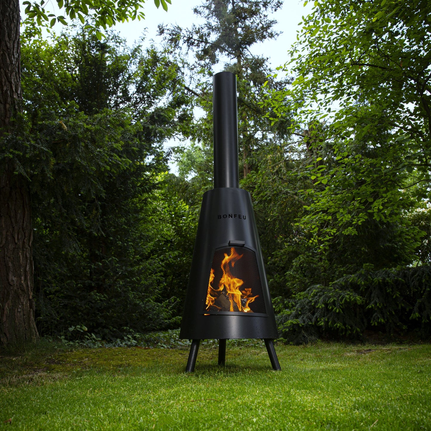 BonPyra, Outdoor Fireplace