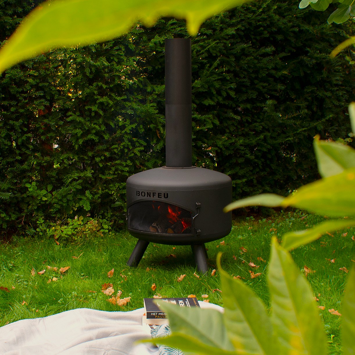 BonGiro, Outdoor Fireplace