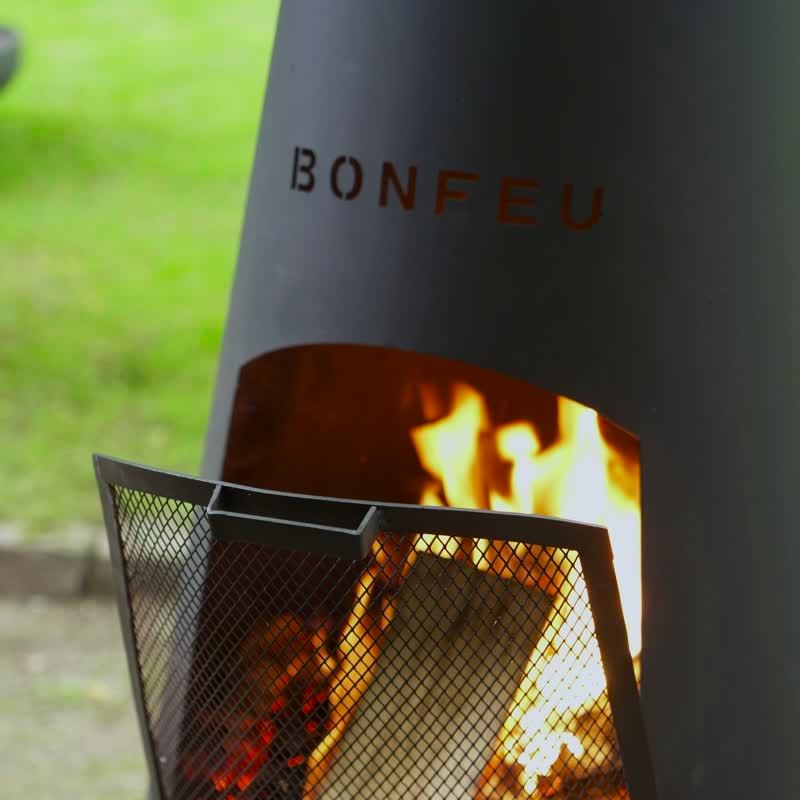 BonPyra, Outdoor Fireplace
